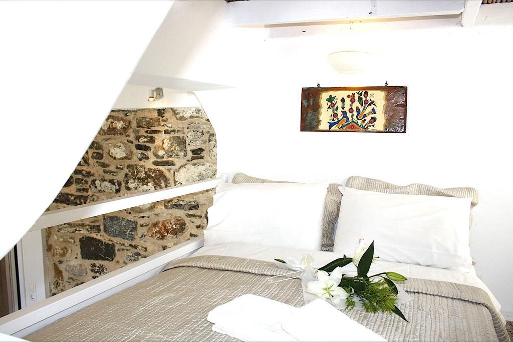 Mariakis Luxury Studios Astypálaia Quarto foto