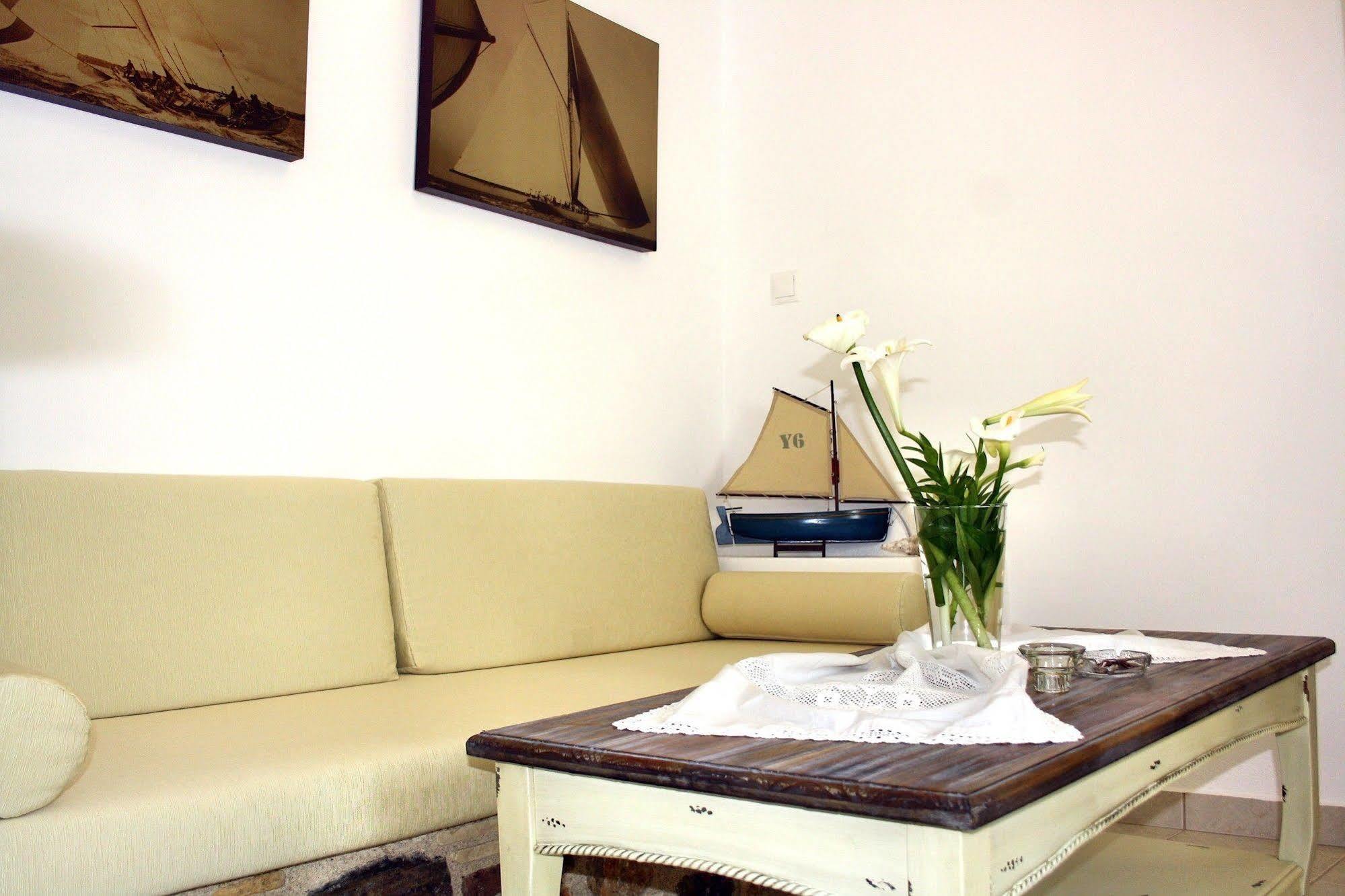 Mariakis Luxury Studios Astypálaia Exterior foto